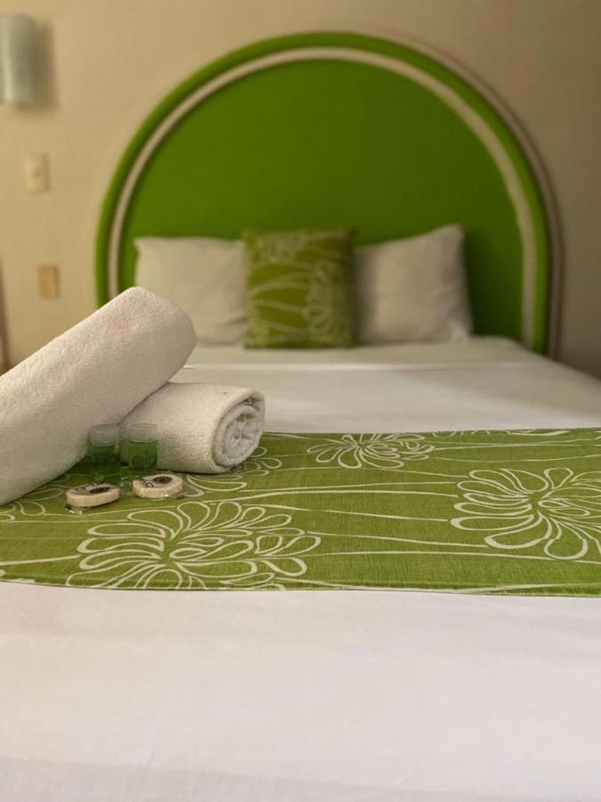 Hc International By R&T Otel Cancun Dış mekan fotoğraf
