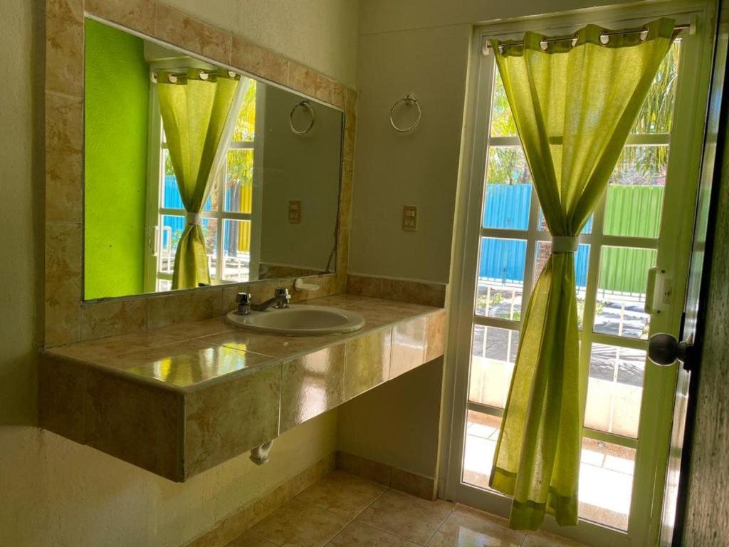 Hc International By R&T Otel Cancun Dış mekan fotoğraf